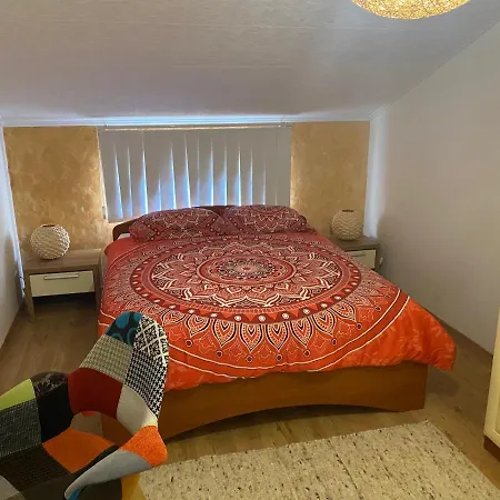 Andrea, Premium Three Bedroom Apartment, Entire Floor كاستاف