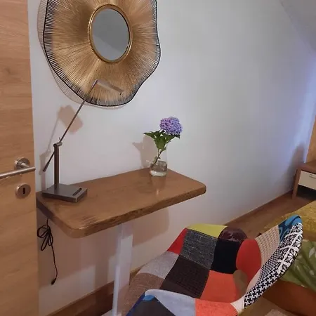 Andrea, Premium Three Bedroom Apartment, Entire Floor شقة *