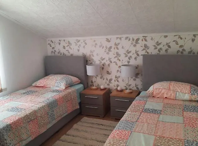 Apartament Andrea, Premium Three Bedroom Apartment, Entire Floor
