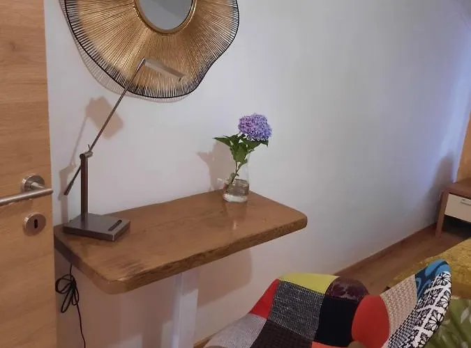 Andrea, Premium Three Bedroom Apartment, Entire Floor Apartament *