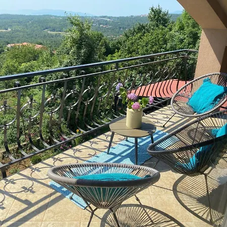 Andrea, Premium Three Bedroom Apartment, Entire Floor Kastav
