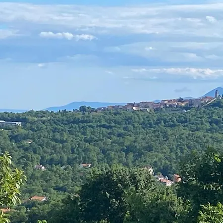 Διαμέρισμα Andrea, Premium Three Bedroom Apartment, Entire Floor