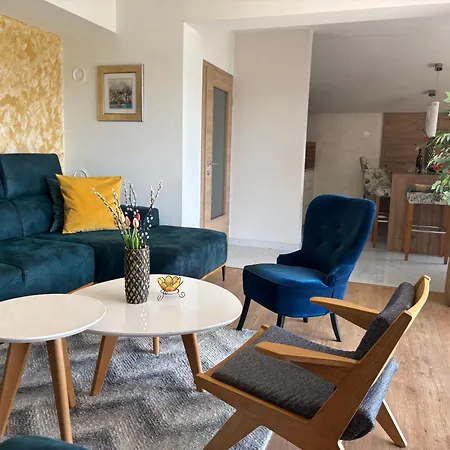 Andrea, Premium Three Bedroom Apartment, Entire Floor Kastav