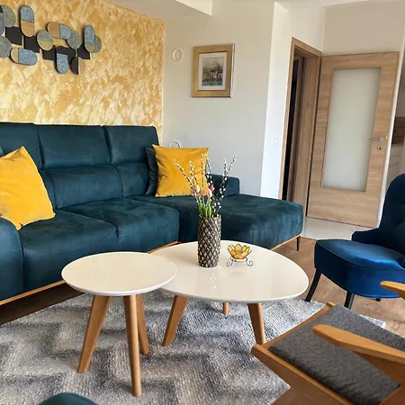 Andrea, Premium Three Bedroom Apartment, Entire Floor * Kastav