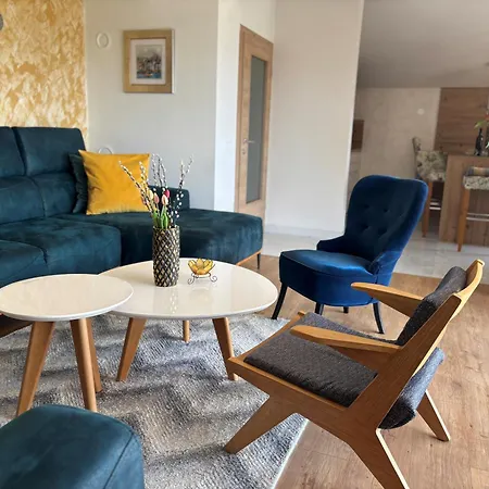 Διαμέρισμα Andrea, Premium Three Bedroom Apartment, Entire Floor *
