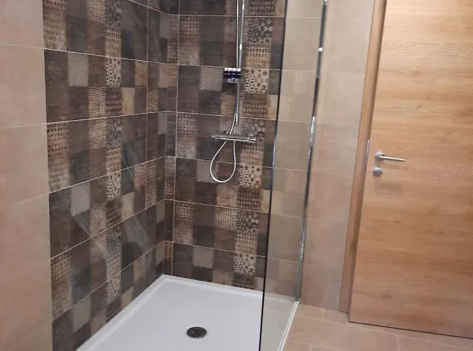 Apartment Andrea, Premium Three Bedroom Apartment, Entire Floor
