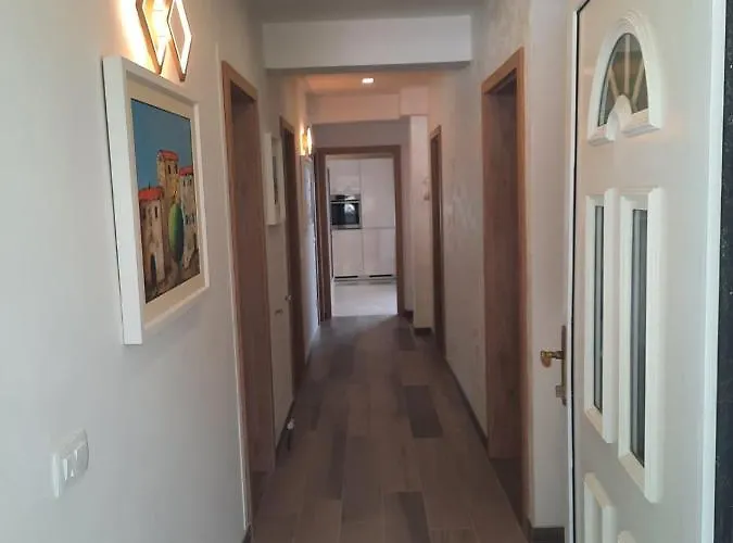 Andrea, Premium Three Bedroom Apartment, Entire Floor * Kastav